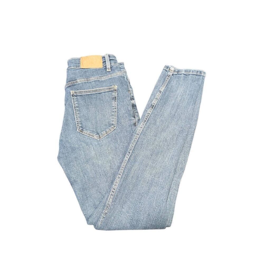 Zara Skinny Slim Jean Light-to-Medium Blue Wash Women's size 6
